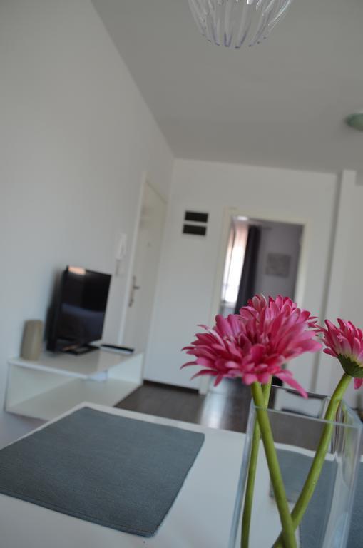 Apartment Meli Sesvete Esterno foto