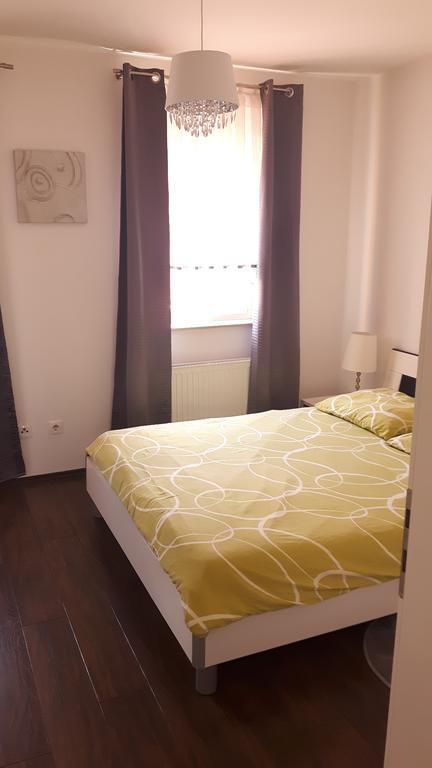 Apartment Meli Sesvete Esterno foto